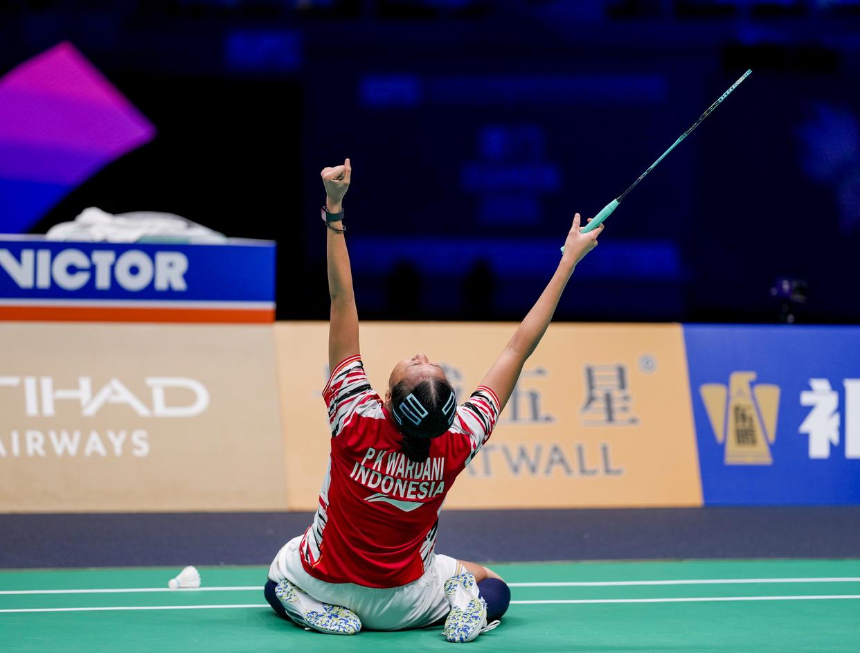 泰国羽毛球队翻盘英格兰羽毛球队,陶菲克送出助攻的简单介绍 泰国羽毛球队翻盘英格兰羽毛球队,陶菲克送出助攻的简单介绍