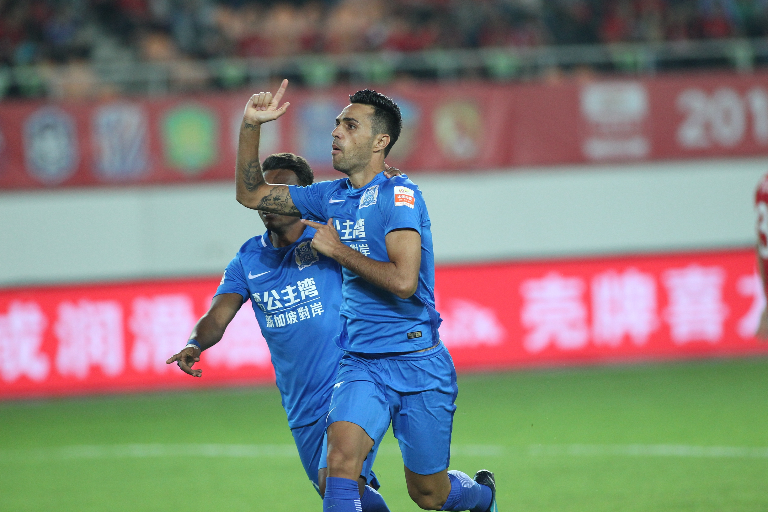 广州恒大多点开花，广州富力遭遇连败的简单介绍