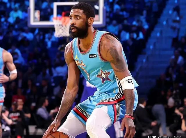 篮球明星的精彩表现赢得球迷喜爱