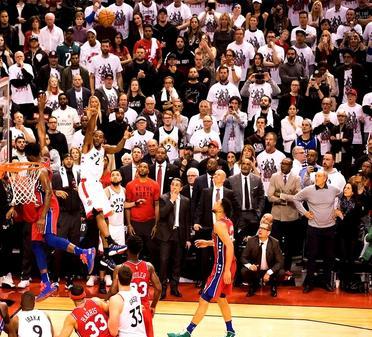 猛龙逆转魔术!伦纳德关键绝杀 猛龙逆转魔术!伦纳德关键绝杀