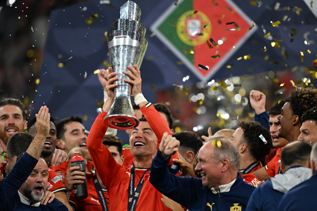 开云下载-包含葡萄牙小组赛两连胜，出线希望大增的词条