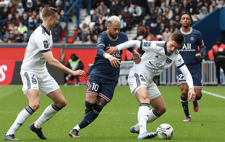 大巴黎轻取里昂，稳占联赛前列