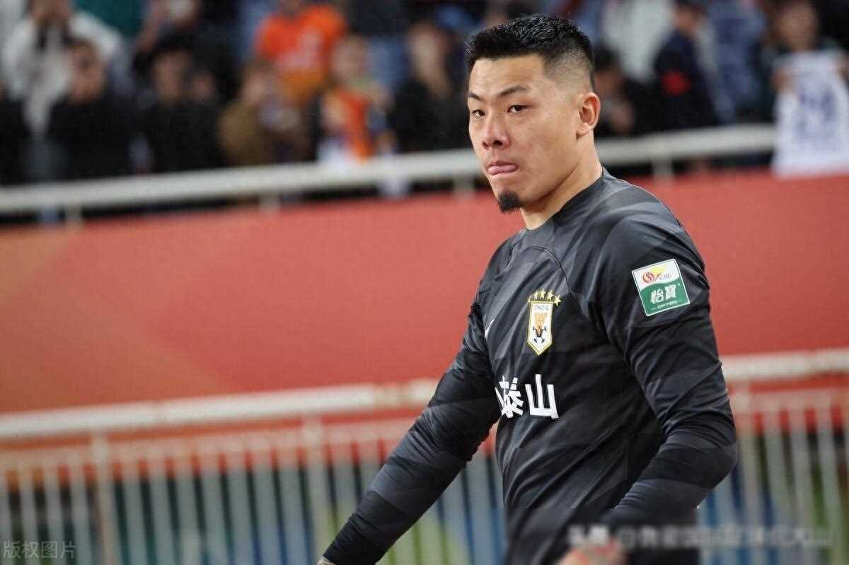 开云体育官网-青海队积极进攻，赢得重要胜利