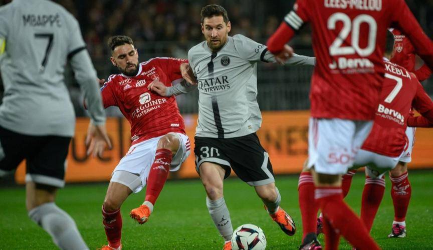 关于里昂主场逼平雷恩,双方互不相让的信息 关于里昂主场逼平雷恩,双方互不相让的信息