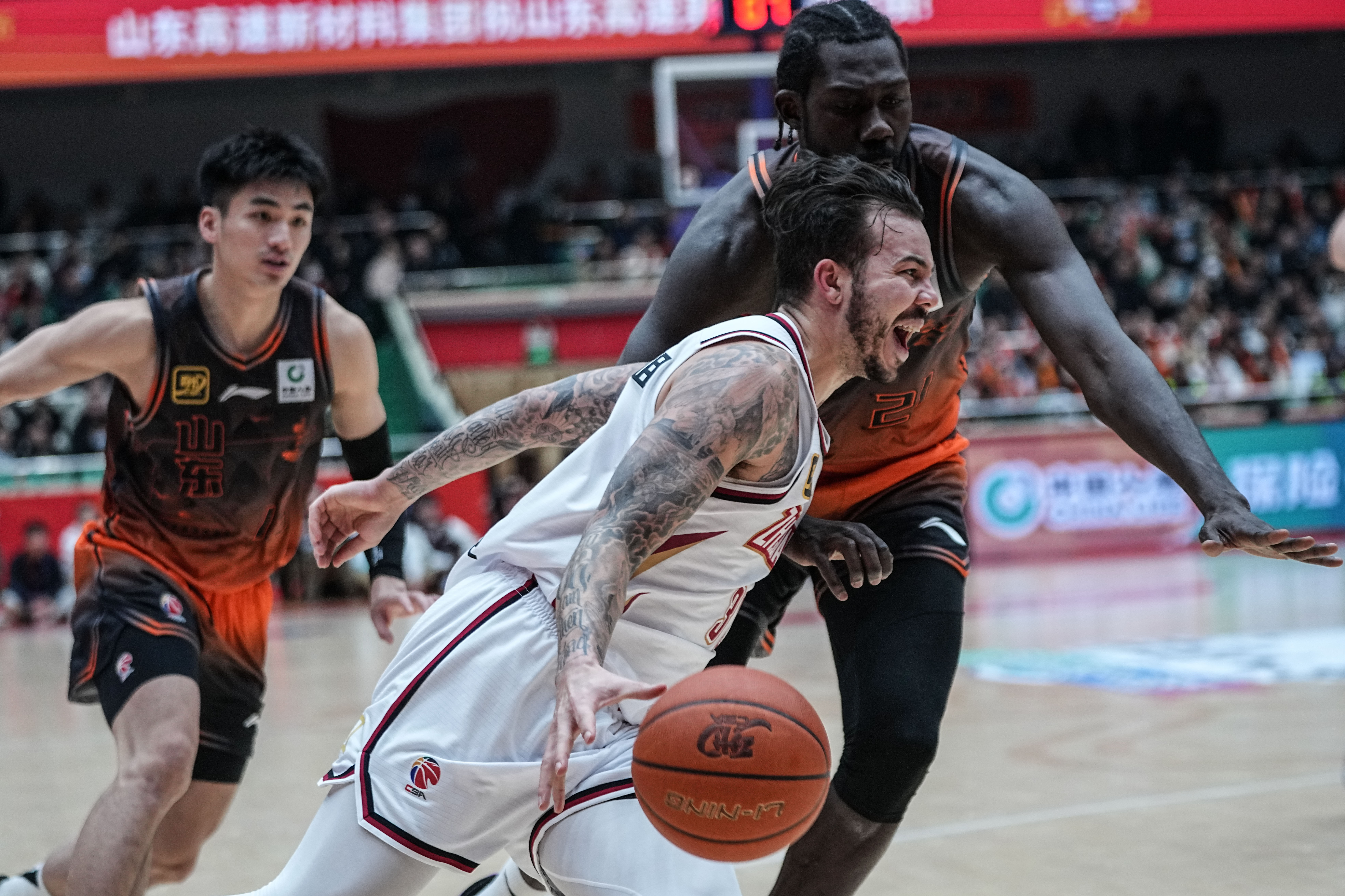 开云体育下载-包含疯狂对决浙江队力克浙江铅球队的词条