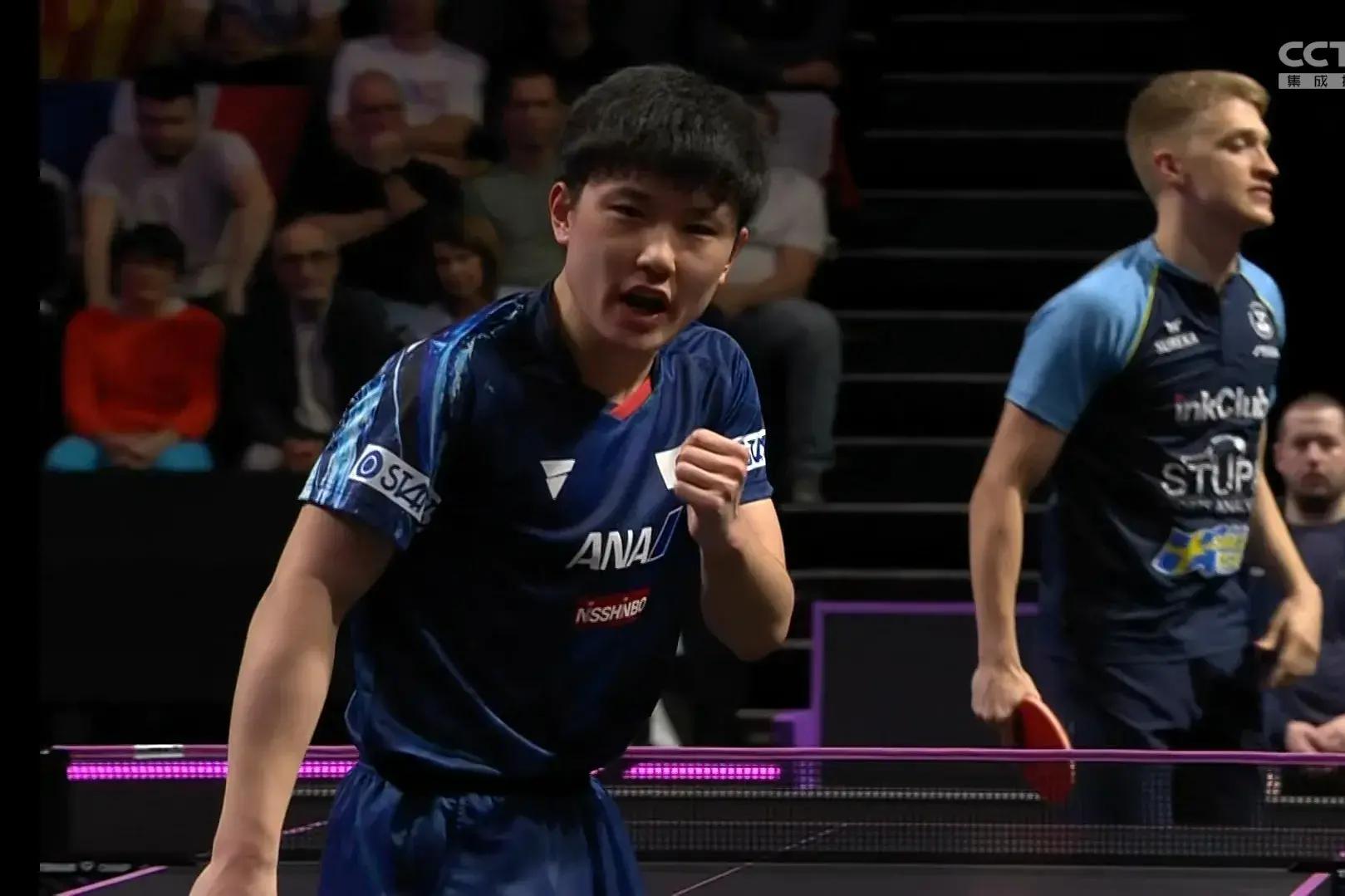 中国队逆转瑞典队，张本智和统治全场