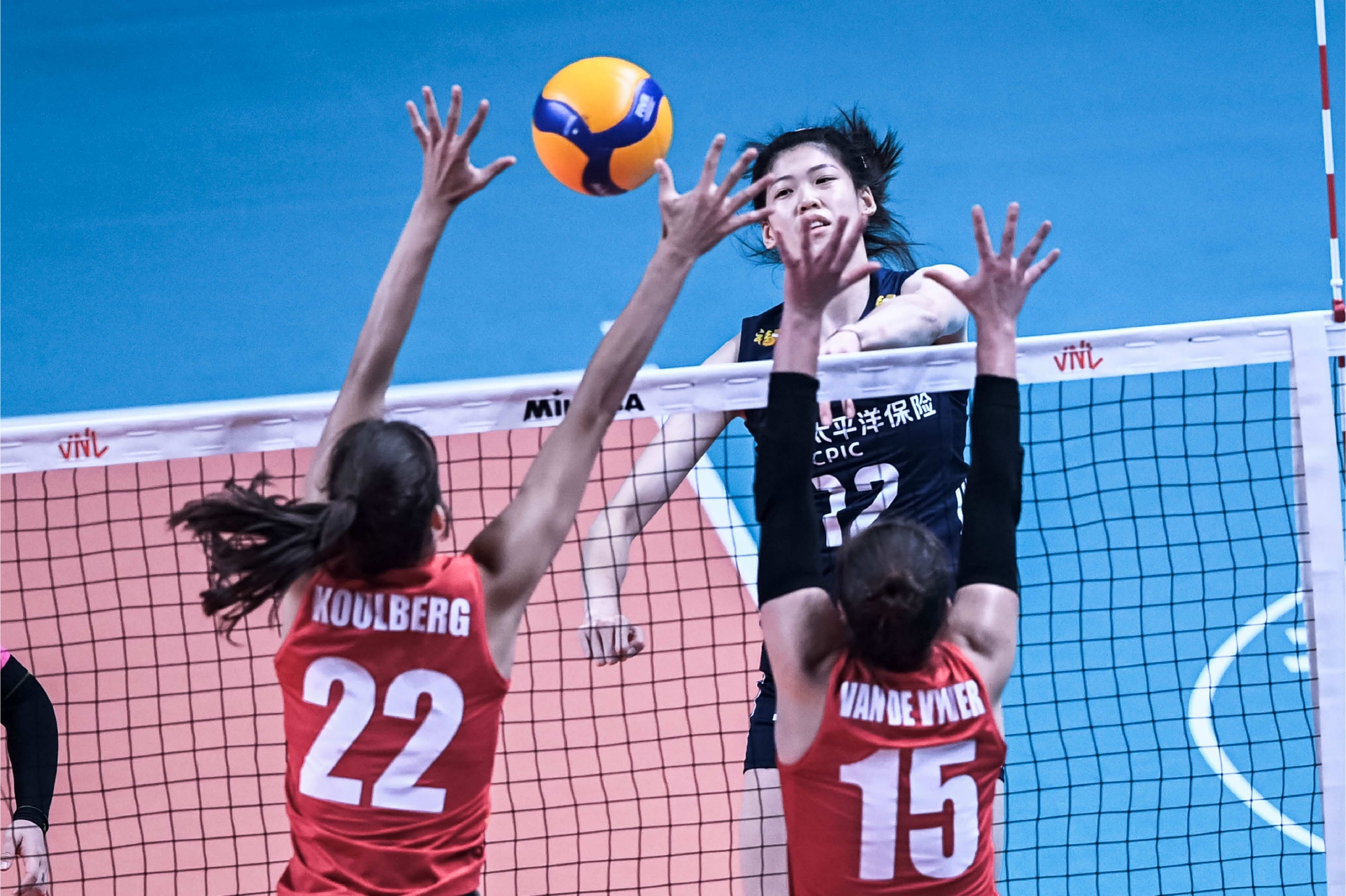 中国横扫比利时，萨拉赫关键制胜的简单介绍