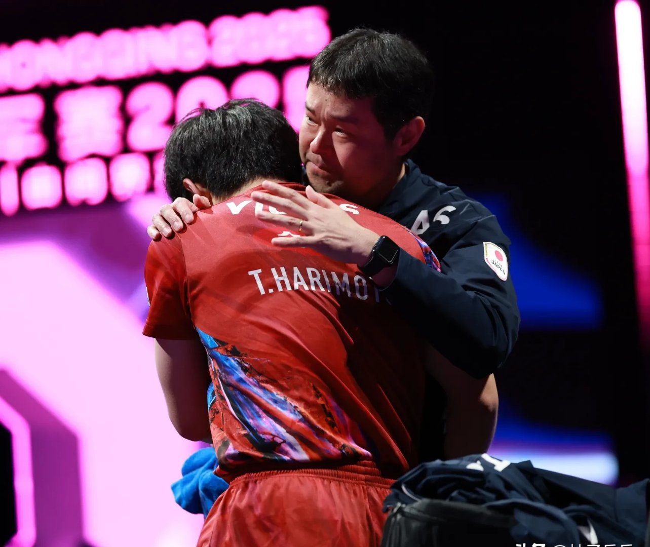 开云体育下载-关于波兰队完胜瑞典队，张本智和刷新纪录的信息