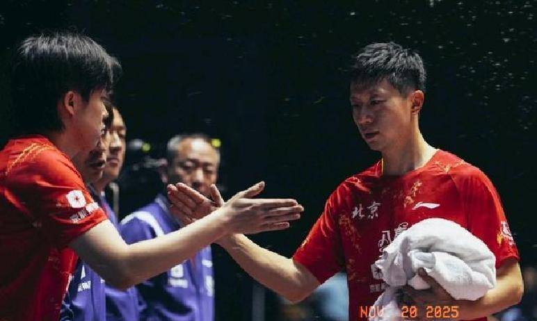 英格兰队逆转韩国队，马龙点燃赛场