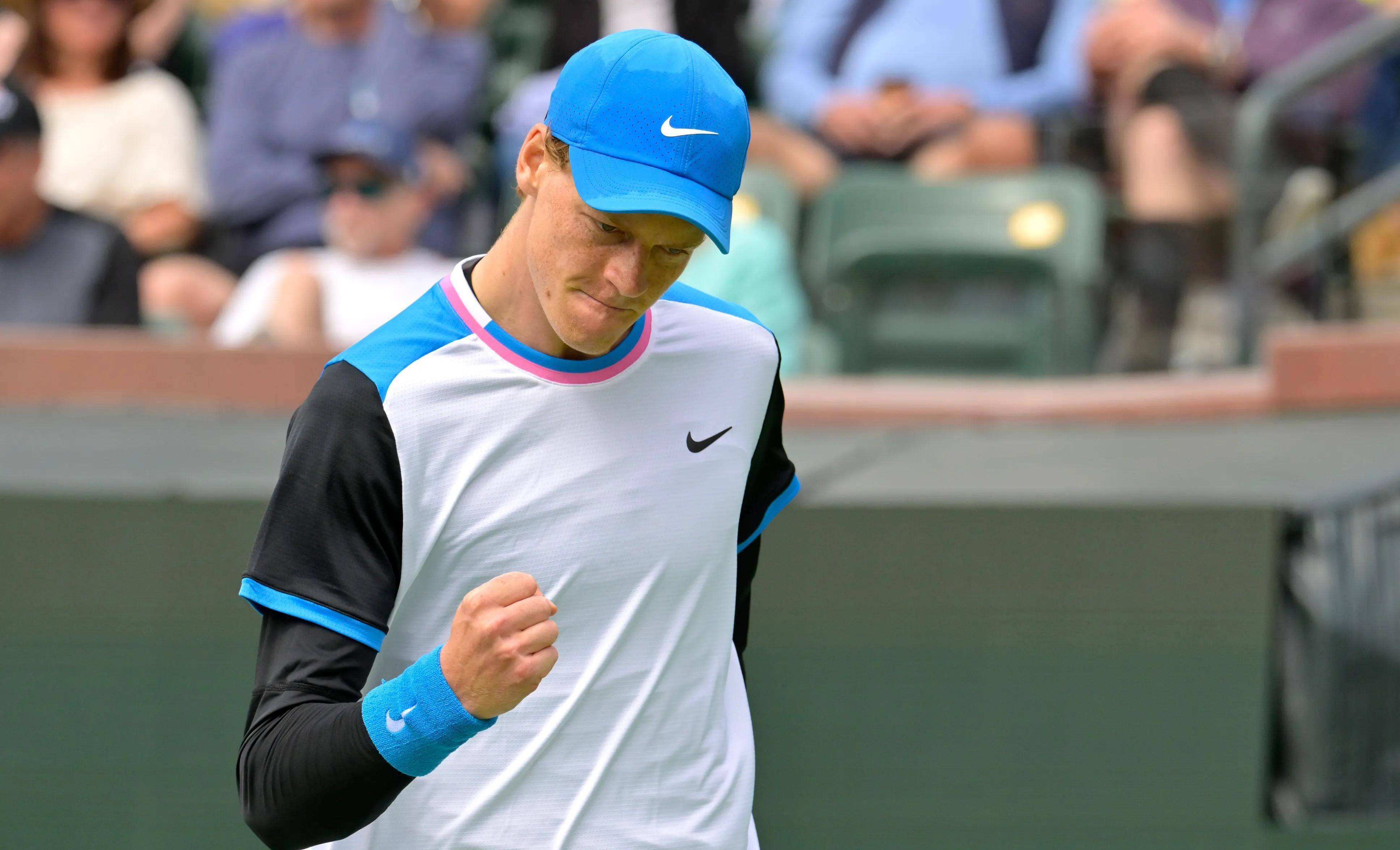 联合杯鏖战戴维斯杯，德约科维奇惊艳四座的简单介绍