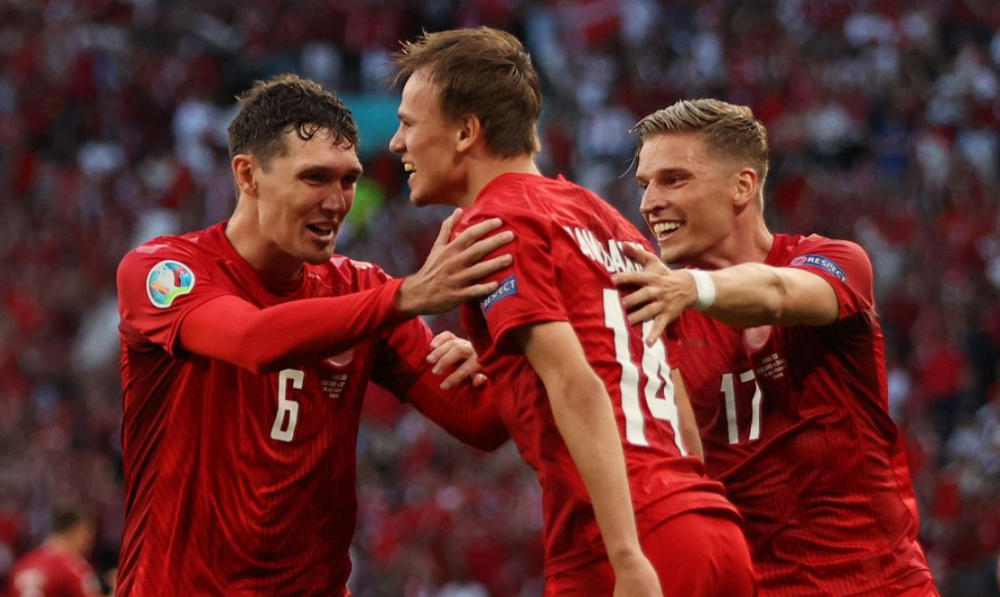 开云官方app入口-德国横扫英格兰，托尼扛起全队