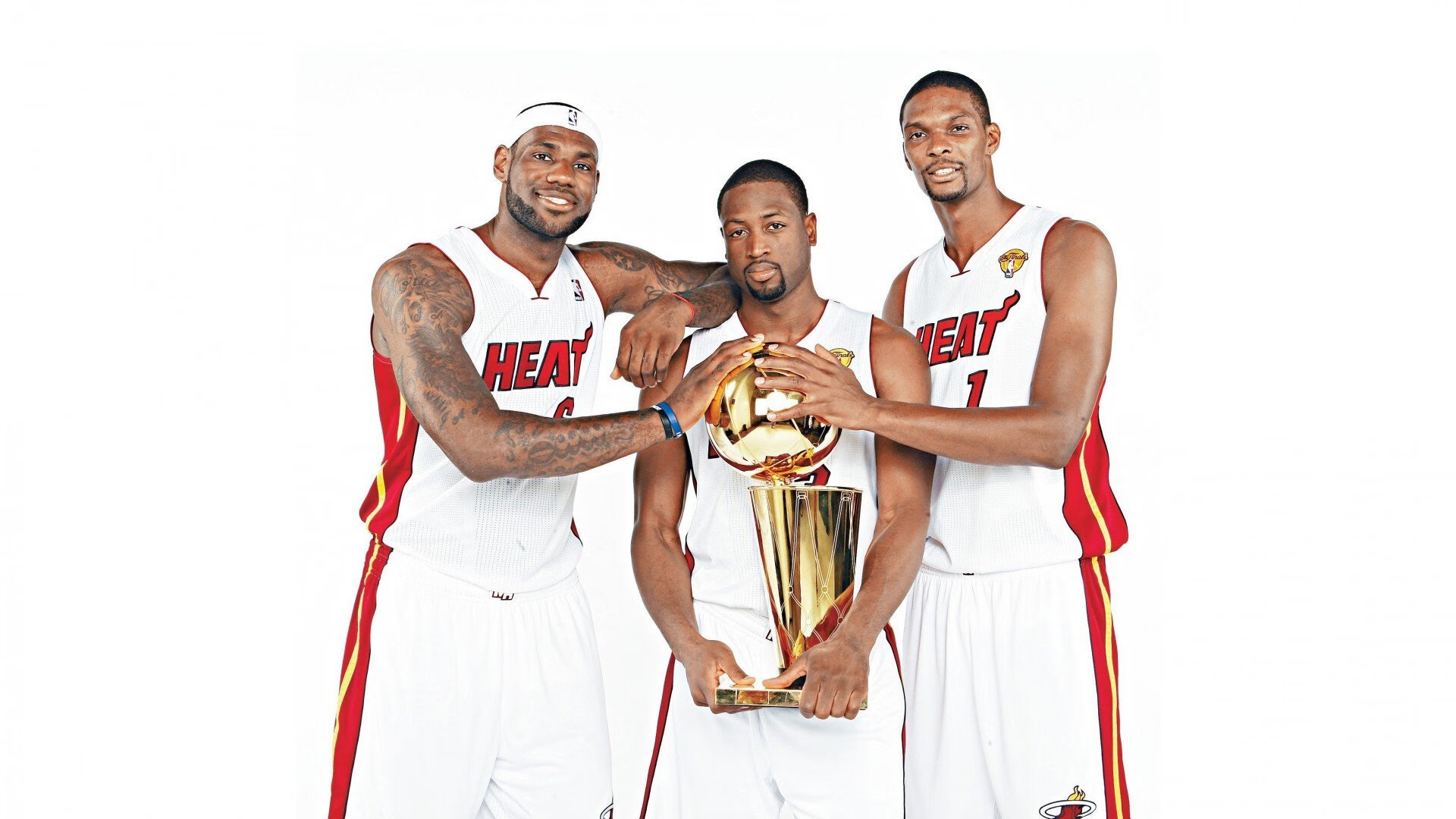 魔术关键战突围独行侠,保罗在德甲争冠战接管比赛