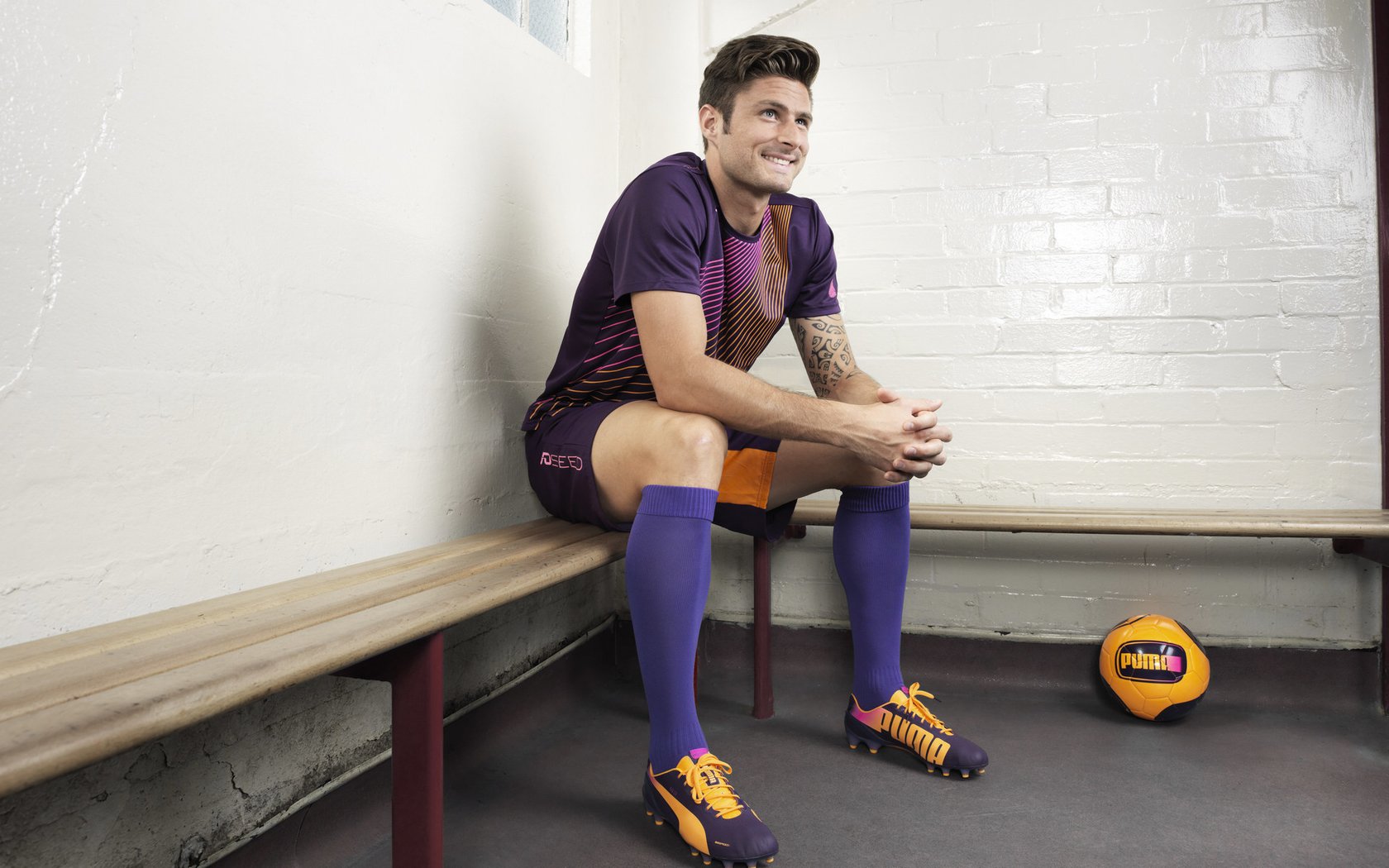 库尔图瓦刷新纪录之夜，塞内加尔决胜局击碎卡塔尔梦想